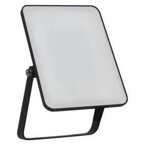 Floodlight Essential 20W Musta valmistajalta Osram - Floodlight Essential 20W on tehokas ja energiatehokas LED-valonheitin, jossa yhdistyv&auml;t &auml;lyk&auml;s teknologia ja tyylik&auml;s muotoilu.