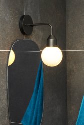 Florens Ø12 Musta kylpyhuoneen valaisin valmistajalta Aneta Lighting - 