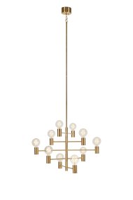 Paris Ø73 Messinki kattovalaisin valmistajalta Markslöjd - Valaisimen varret ovat eri pituisia ja eri tasoisia, mikä luo dynaamisen ja tyylikkään ilmeen valtaamatta tilaa.