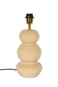 Becca 36cm Beige lampunjalka valmistajalta Alde & Lind - Becca on koristeellinen metallinen lampunjalka, jossa on pehmeän beige väri ja kiiltävä, emalikaltainen viimeistely.
