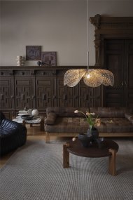 Styrka Ø75 Monivärinen valmistajalta Markslöjd - Banaanikuitu on luonnonmateriaali, joten sen ilme on v&auml;rik&auml;s ja sen v&auml;ri ja muoto vaihtelevat.