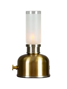 Frida 22cm Messinki Siirrettävä valmistajalta PR Home - Se luo l&auml;mpim&auml;n ja tunnelmallisen tunnelman noin 2400 kelvinin v&auml;ril&auml;mp&ouml;tilalla ja 20&ndash;40 lumenin valovirralla himmennystasosta riippuen.