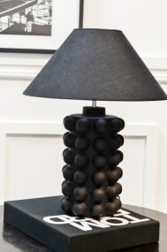 Bubbles 38cm Musta valmistajalta Hallbergs - Bubbles on moderni keraaminen lampunjalka.