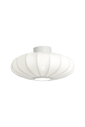 Mamsell Ø45 Valkoinen plafondi valmistajalta Aneta Lighting - Mamsell-plafoni on päällystetty hienosti laskostetulla joustavalla kankaalla, joka antaa miellyttävän, hieman himmeän valon.