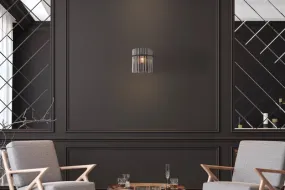 Gorley 26cm Savun värinen seinävalaisin valmistajalta Globo Lighting - Gorley &auml;r en elegant och sofistikerad v&auml;gglampa med en imponerande arkitektonisk design.