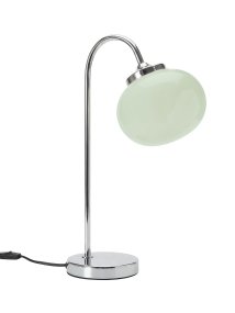 Elsy 50cm Vihreä pöytävalaisin valmistajalta PR Home - Kaareva lampunjalka antaa pehme&auml;n ja harmonisen ilmeen, joka sopii yht&auml; hyvin sivup&ouml;yd&auml;lle, y&ouml;p&ouml;yd&auml;lle kuin ty&ouml;p&ouml;yd&auml;llekin.