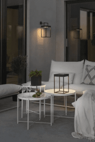 Portofino 30cm Musta aurinkokennolamppu valmistajalta Konstsmide - Portofino on moderni ladattava lyhty, jossa on minimalistinen muotoilu ulkokäyttöön.