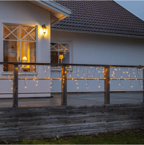Jääpuikkovalosarja Golden Warm White 12m Musta valmistajalta Star Trading - J&auml;&auml;puikkosilmukka, jossa on 480 LED-valoa kauniilla kultaisella hehkulla.