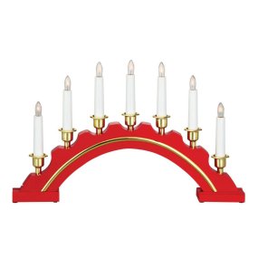 Celine PUNAINEN valmistajalta Markslöjd - Celine Advent Candlestick Red on tyylik&auml;s ja klassinen kaaren muotoinen kynttil&auml;njalka, joka on t&auml;ydellinen luomaan t&auml;ydellisen joulutunnelman kotiisi.