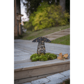 Otto 26cm Musta valmistajalta Star Trading - Valmistettu mustasta synteettisest&auml; rottingista ja siin&auml; on metallirunko.