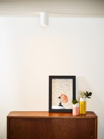 Gipsy Valkoinen kohdevalaisin valmistajalta Lucide - Gipsy on tyylik&auml;s ja moderni kohdevalaisin, joka yhdist&auml;&auml; muodon ja toimivuuden minimalistisella tavalla.