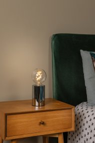 Vivo 23cm Kromi Siirrettävä valmistajalta Lucide - Valaisimessa on sis&auml;&auml;nrakennettu akku, ja se tarjoaa jopa 6 tuntia valoa t&auml;yden latauksen j&auml;lkeen.