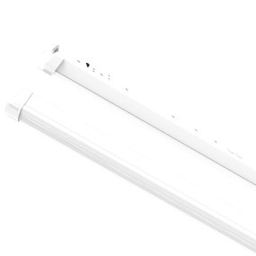 Liny Basic 3000K 130cm Valkoinen valmistajalta Designlight - Liny Basic on kest&auml;v&auml; ja energiatehokas LED-teknologialla varustettu teollisuusvalaisin, joka on suunniteltu yleisvalaistukseen teollisuus- ja liikeymp&auml;rist&ouml;iss&auml;, joissa halutaan l&auml;mmint&auml; valkoista valoa.