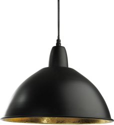 Classic Ø47 Musta valmistajalta PR Home - Metallinen kattovalaisin Classic on saatavana useissa v&auml;reiss&auml; ja kahdessa koossa.