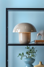 Mushroom 25cm Greige valmistajalta Leitmotiv - Valaisimen kupu luo häikäisemättömän valon ja suuntaa valon alaspäin, mikä luo miellyttävän ja tunnelmallisen valaistuksen.