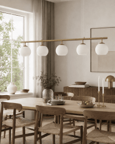 Globi 5 120cm Harjattu messinki/valkoinen kattovalaisin valmistajalta Nordic Lighting - Globi 5 on elegantti kattoriippuvalaisin, joka yhdist&auml;&auml; modernin muotoilun pehmeisiin muotoihin.