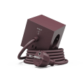 Square 1 with 30W Dual USBC & Magnetic base, 1.8m Burgundi valmistajalta Avolt - Avoltin tyylik&auml;s kytkin, jossa on pitk&auml; PVC-johto, kierr&auml;tysmuovista valmistettu kuutio ja pohjassa magneettinen levy sein&auml;lle ripustamista varten.