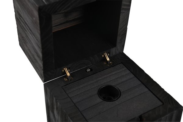 Treasure 16cm Musta pöytävalaisin valmistajalta Trio Lighting - Ovikosketin tarkoittaa, että lamppu syttyy automaattisesti, kun kansi avataan ja pysyy päällä.