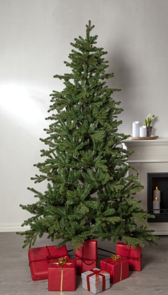 Hedvik 210cm Vihreä valmistajalta Star Trading - Hedvikin joulukuusi on 210 cm korkea ja n.
