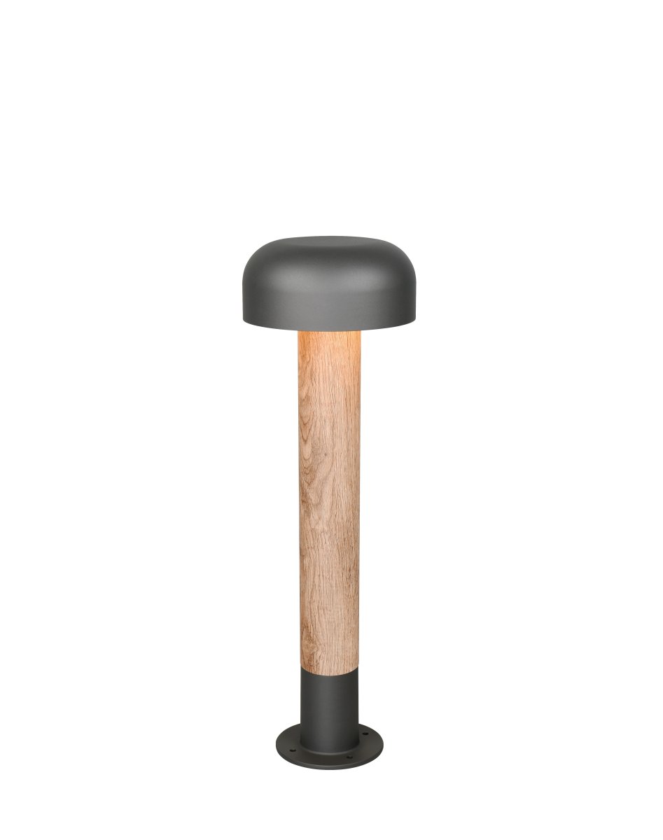 Fraser 54cm Puun jäljitelmä pylväsvalaisimet valmistajalta Trio Lighting - Fraser on valmistettu valetusta alumiinista ja yhdist&auml;&auml; modernin minimalismin luonnollisiin yksityiskohtiin.