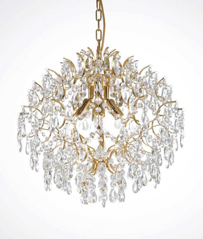Kate Ø50 Kulta kristalli valmistajalta Norrsken Design - Kultaisen viimeistelyn ja häikäisevien kiteiden ansiosta valo heijastuu; upealla tavalla ja luo lämpimän ja kutsuvan hehkun.