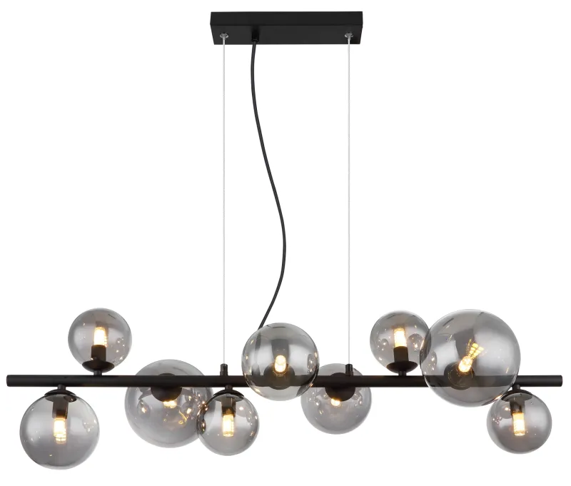 Riha 87cm Savun värinen kattovalaisin valmistajalta Globo Lighting - Lampan &auml;r av mattsvart metall och ger ditt hem en lyxig och inbjudande atmosf&auml;r.
