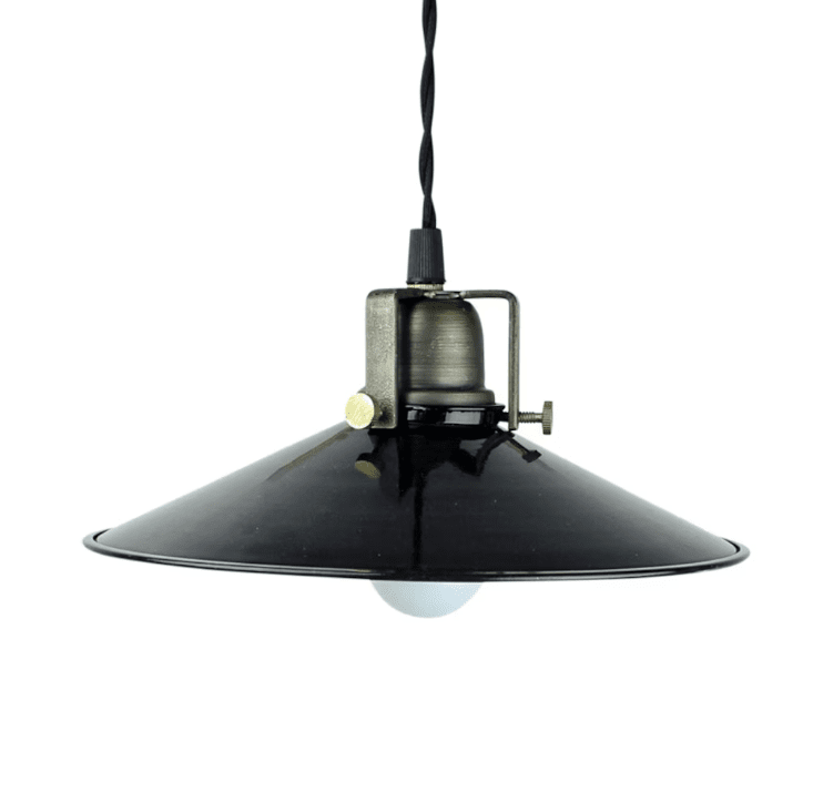 Suutarinlamppu Herbert Ø23 Musta ikkunavalaisin valmistajalta Strömshaga - Valaisimella ei ole yhteyttä, ei seinään eikä kattoon, vaan voit valita mihin haluat liittää.