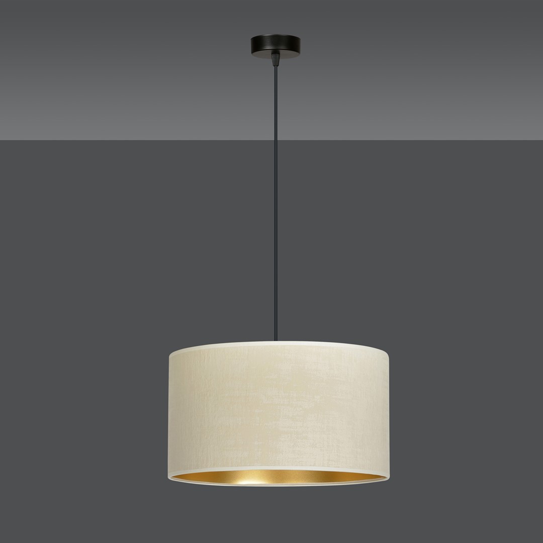 Hilde Ø35 Beige kattovalaisin valmistajalta Emibig Lighting - S&auml;&auml;dett&auml;v&auml;n johdon pituuden ansiosta lamppu on helppo mukauttaa tarpeisiisi ja mieltymyksiisi.