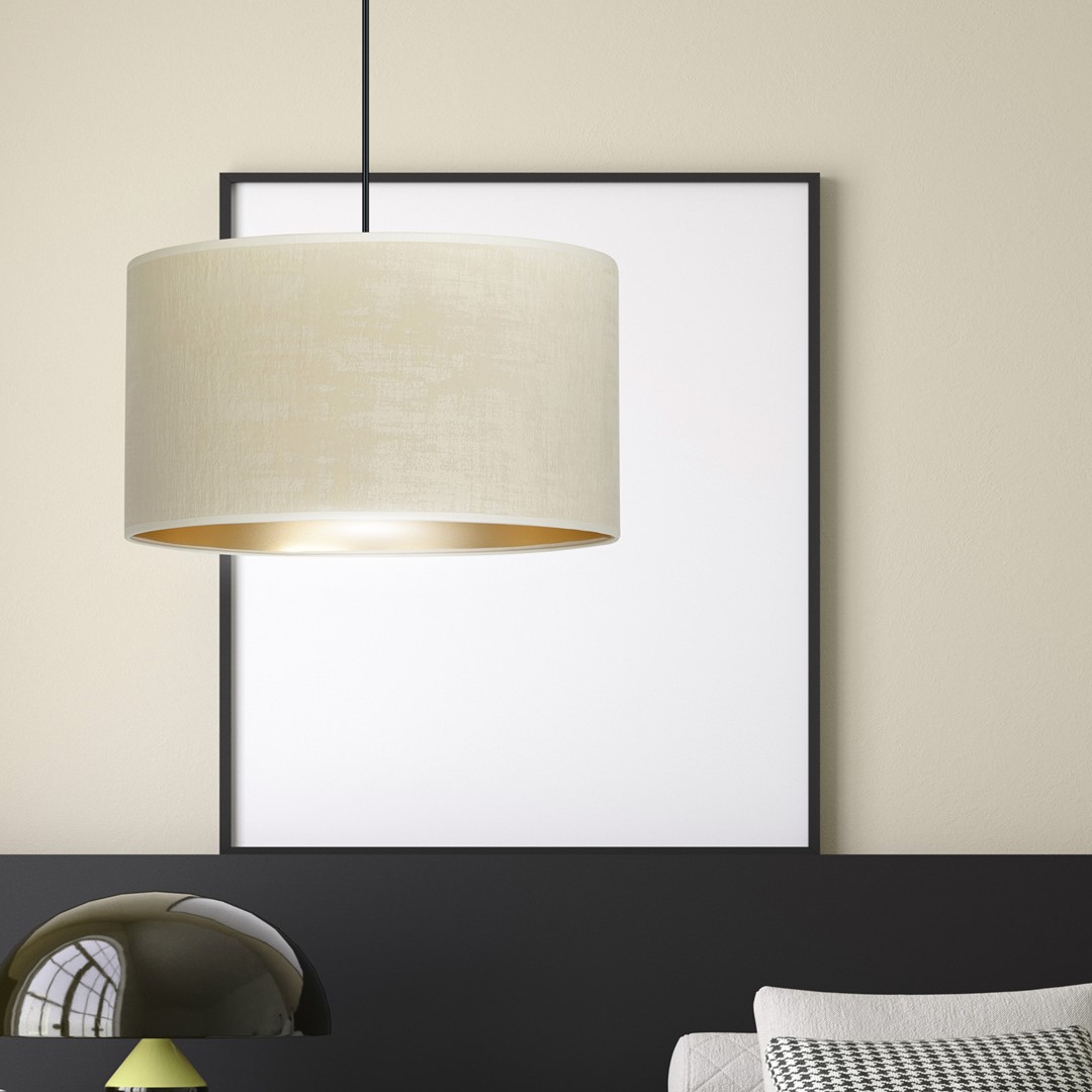 Hilde Ø35 Beige kattovalaisin valmistajalta Emibig Lighting - S&auml;&auml;dett&auml;v&auml;n johdon pituuden ansiosta lamppu on helppo mukauttaa tarpeisiisi ja mieltymyksiisi.