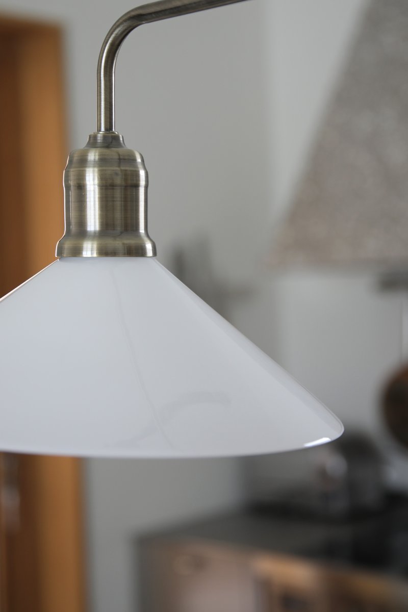 Vela 75cm Messinki/valkoinen kattovalaisin valmistajalta Markslöjd - 