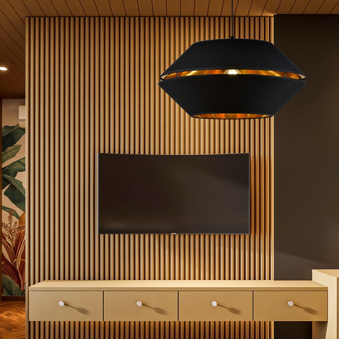 Piano Ø42 Musta kattovalaisin valmistajalta Emibig Lighting - Yksinkertainen rakenne ja tyylik&auml;s v&auml;ripaletti luovat t&auml;ydellisen tasapainon toimivuuden ja hienostuneisuuden v&auml;lill&auml;.