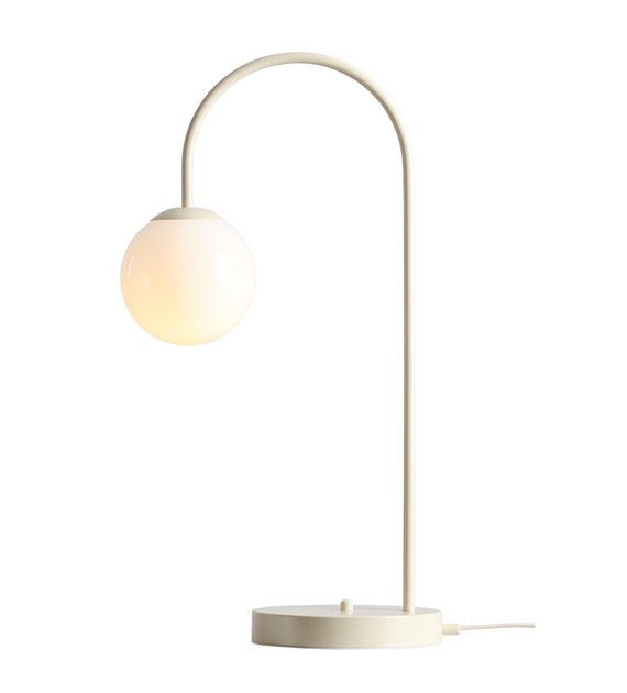 Zoomaa kuva kohteesta Una 60cm Kermanvalkoinen pöytävalaisin valmistajalta Artera - Kermanvalkoisessa metallissa olevassa Una-pöytävalaisimessa on kaareva, elegantti muotoilu, joka antaa huoneelle modernin ja leikkisän ilmeen.