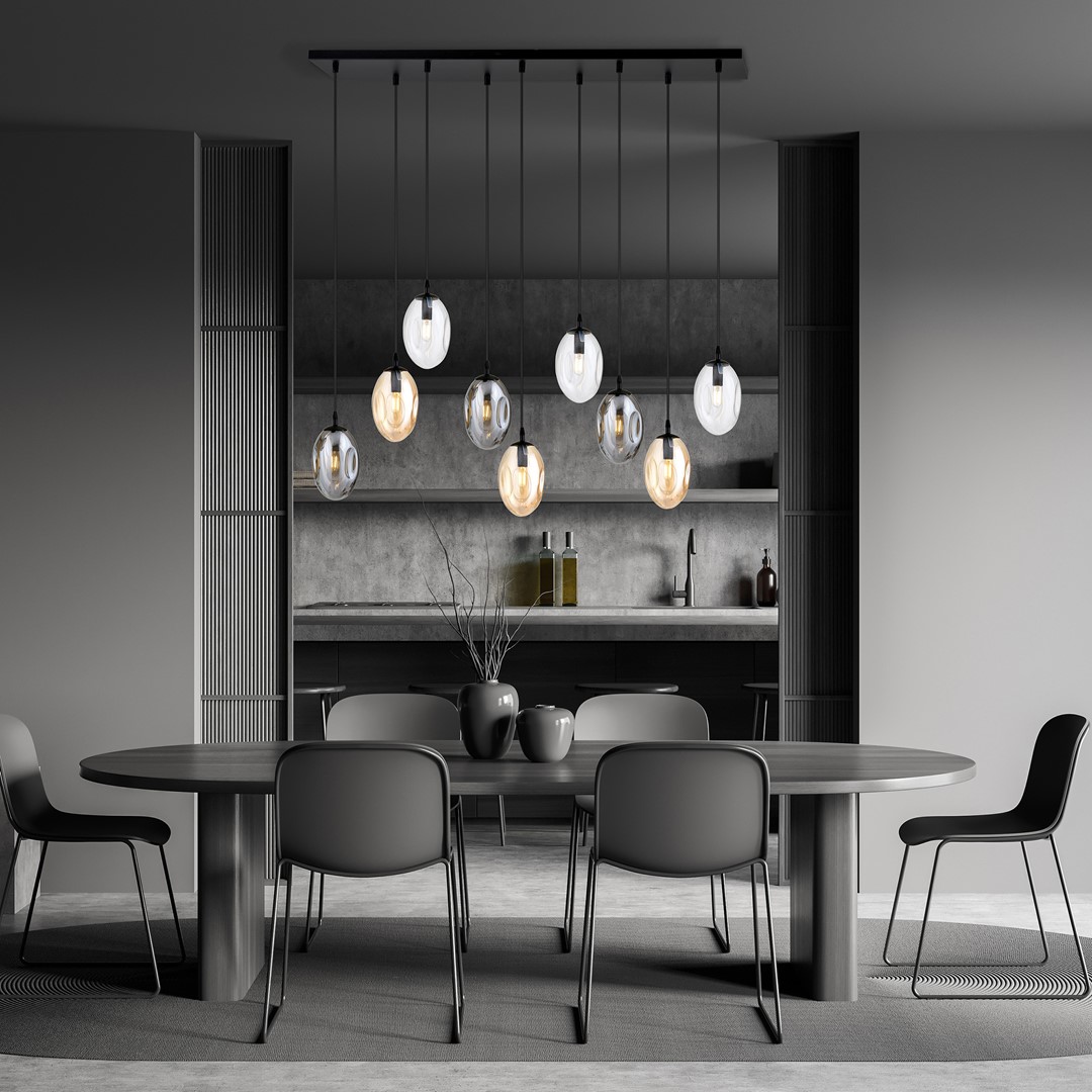 Astral 100cm Monivärinen kattovalaisin valmistajalta Emibig Lighting - Runsas muotoilu useilla riippuvalaisimilla luo tehokkaan valonleikin, jossa moniväriset lasikuvut levittävät pehmeää ja tunnelmallista hehkua.