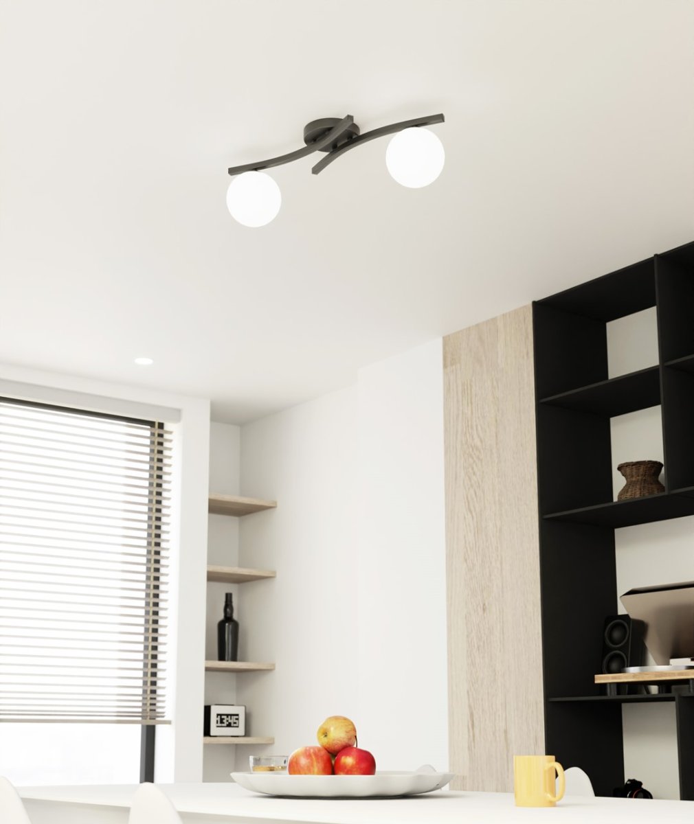 Opus 60cm Valkoinen plafondi valmistajalta Emibig Lighting - Yksinkertainen muoto ja opaalilasikuvut antavat huoneeseen pehmeytt&auml; ja keveytt&auml;, kun taas lamppu levitt&auml;&auml; miellytt&auml;v&auml;&auml;, hajavaloa.