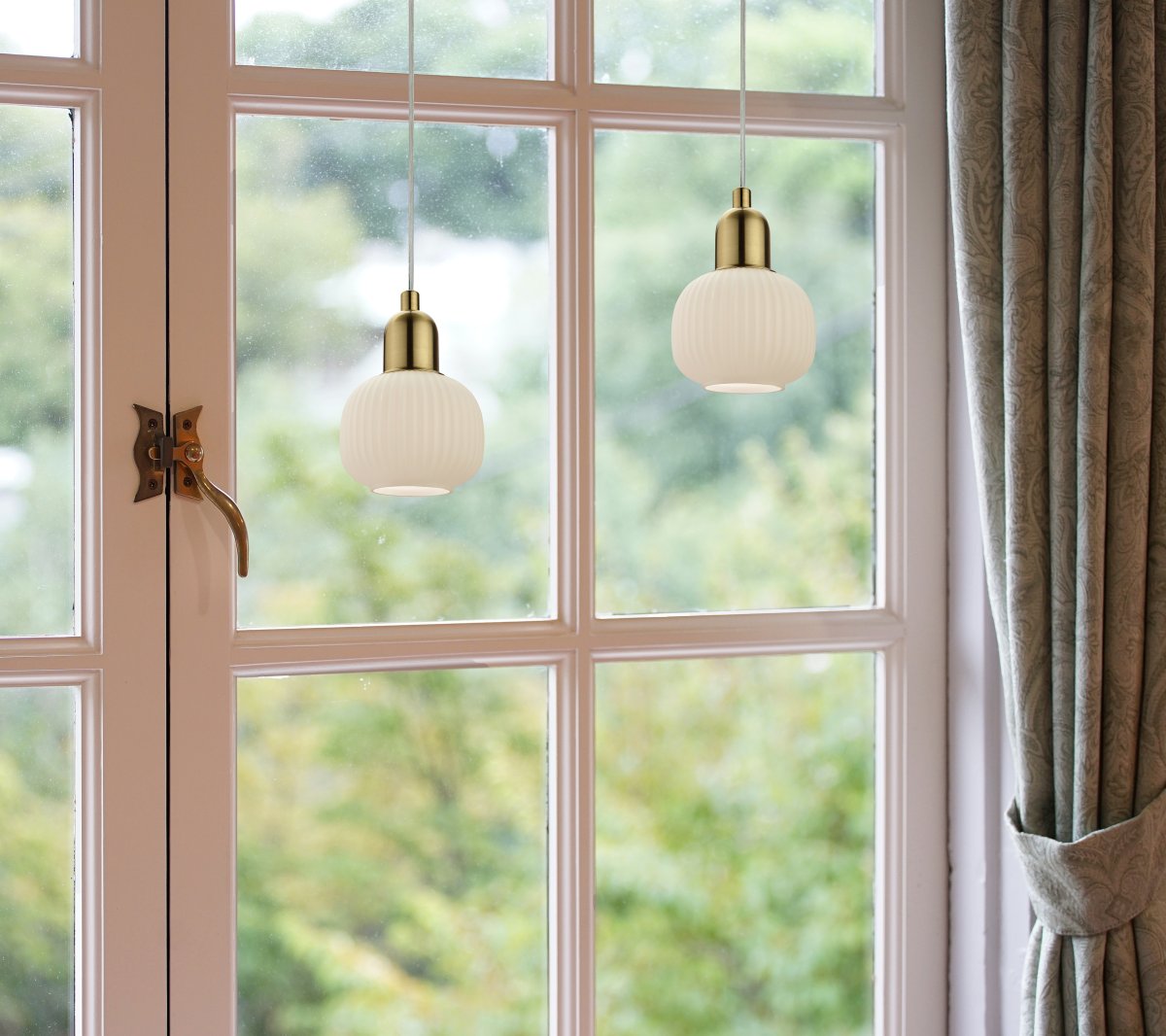 Elin Ø10 Matta messinki ikkunavalaisin valmistajalta Aneta Lighting - 