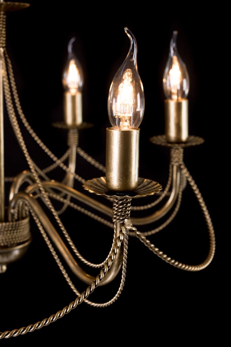 Tori Ø63 Kulta kattovalaisin valmistajalta Emibig Lighting - Tori on kaunis, hienostunut ja eksklusiivinen valaisin, joka t&auml;ydent&auml;&auml; t&auml;ydellisesti klassisia asetelmia.