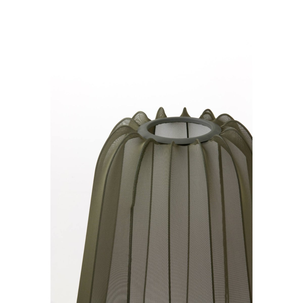 Plumeria Tummanvihreä lattiavalaisin valmistajalta Light & Living - Plumeria on moderni lattiavalaisin tyylikkäillä yksityiskohdilla.