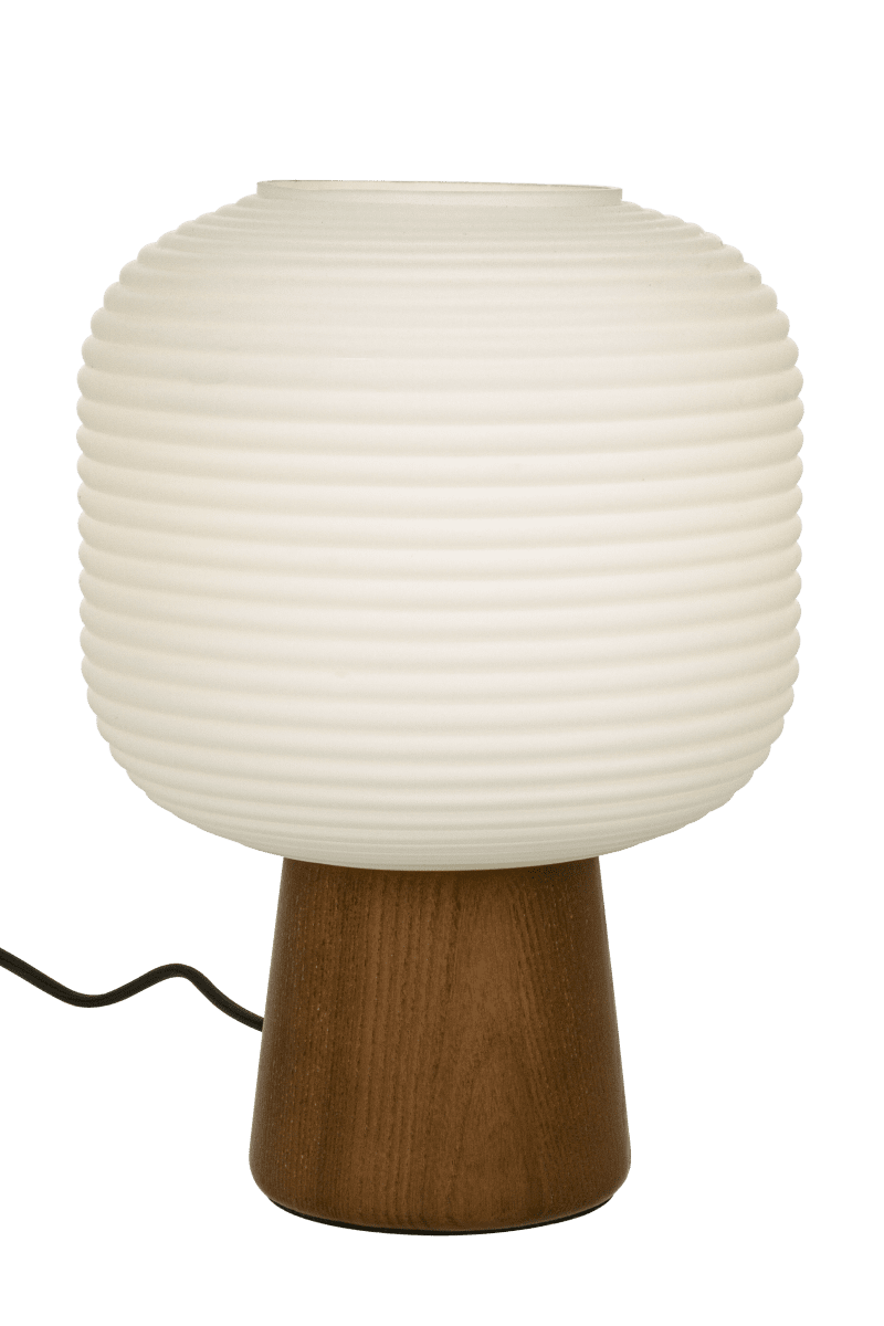 Aura 30cm Ruskea tahra pöytävalaisin valmistajalta Aneta Lighting - Aura on helposti sijoitettava, modernisti muotoiltu pöytävalaisin, jossa on lohkon muotoinen jalka ja uurrettu varjostin opaalinvalkoista lasia.