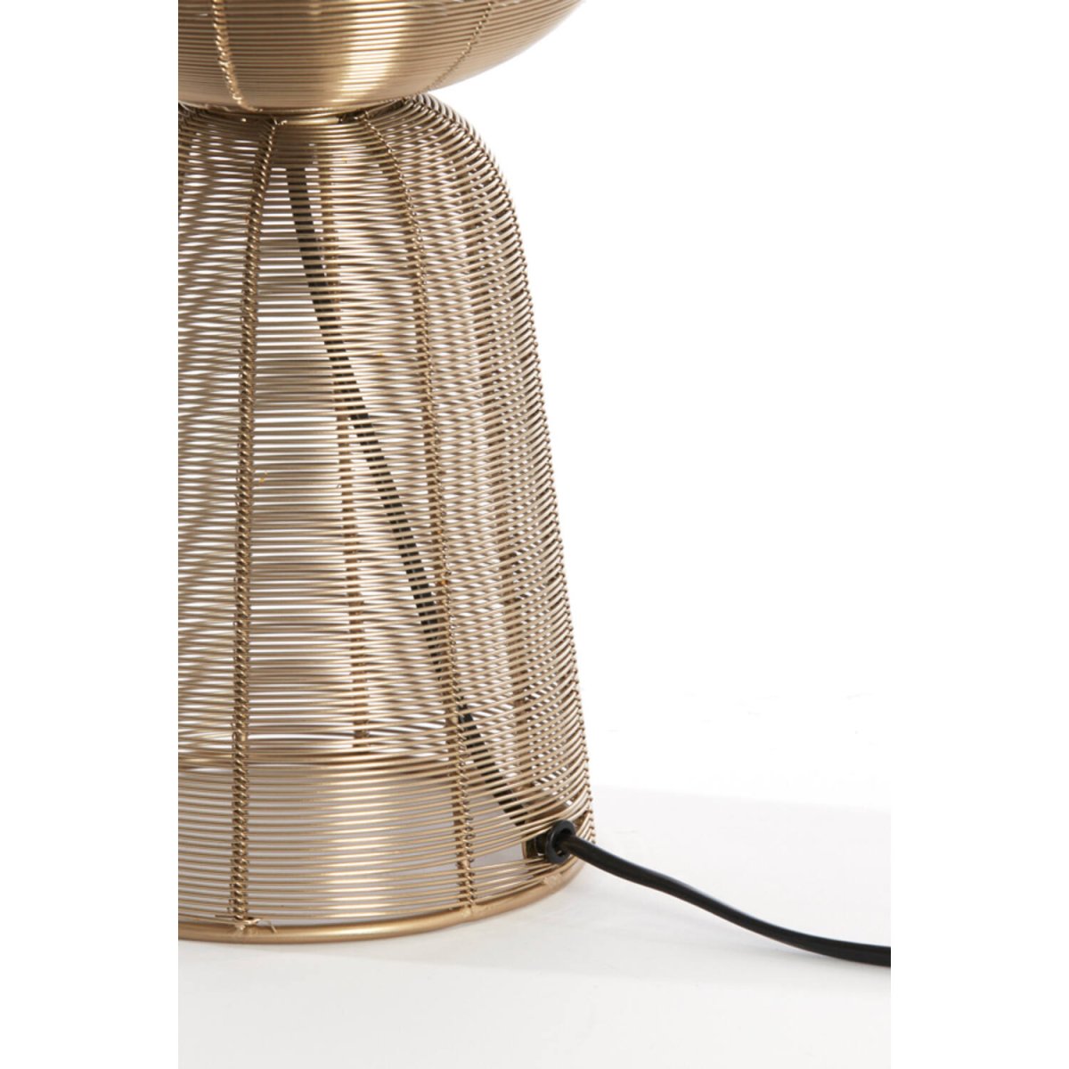 Aboso 42cm Kulta pöytävalaisin valmistajalta Light & Living - Aboso on elegantti pöytävalaisin, joka on valmistettu raudasta ja viimeistelty kullanvärisellä viimeistelyllä.