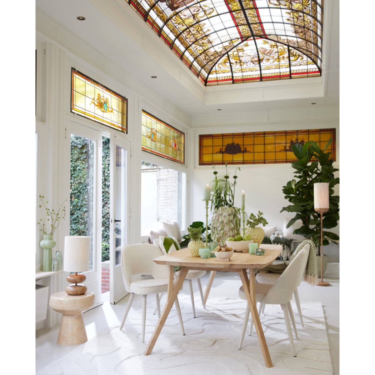 Danialo 50cm Puu pöytävalaisin valmistajalta Light & Living - Harmoninen materiaalien yhdistelm&auml; luo l&auml;mpim&auml;n ja kutsuvan tunnelman, joka sopii t&auml;ydellisesti skandinaaviseen tai boheemiin sisustukseen.