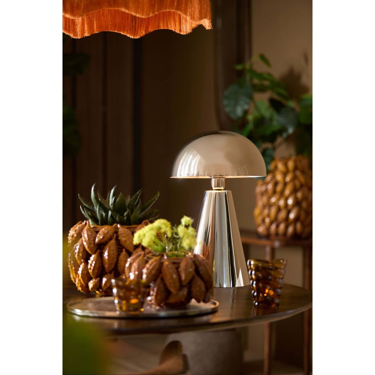 Surrina 40cm Nikkeli pöytävalaisin valmistajalta Light & Living - 