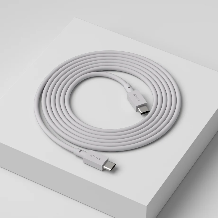 Cable 1 USB C to USB C Charging Cable, 2m Harmaa valmistajalta Avolt - Avoltin Cable 1 USB-C - USB-C yhdist&auml;&auml; tehokkaan latauksen tyylikk&auml;&auml;seen skandinaaviseen muotoiluun.