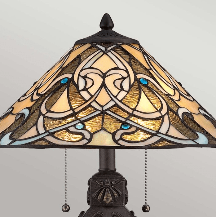 India 50cm Monivärinen valmistajalta Elstead Lighting - India on kompakti Tiffany-pöytävalaisin, jossa on tyylikäs ja monimutkainen muotoilu.