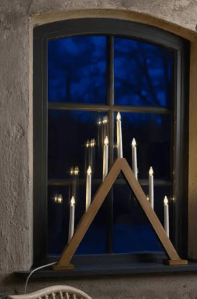 Ariele Vaaleanruskea valmistajalta Markslöjd - 7 valolla.