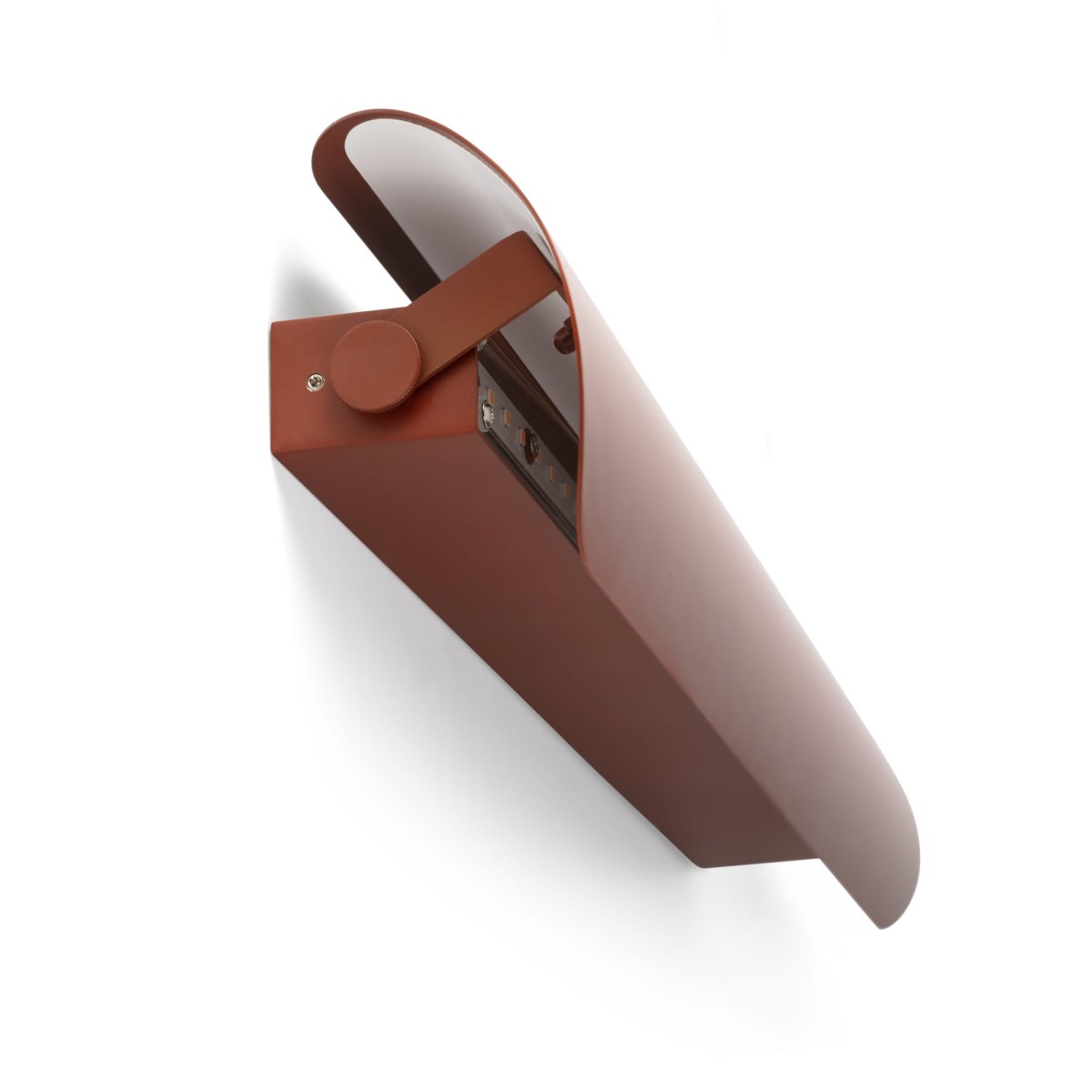 Novo 50cm Terrakotta seinävalaisin valmistajalta Faro Barcelona - Valaisin on valmistettu metallista ja se voidaan asentaa sek&auml; pystysuoraan ett&auml; vaakasuoraan, joten se sopii joustavasti erilaisiin huoneisiin ja tarpeisiin.