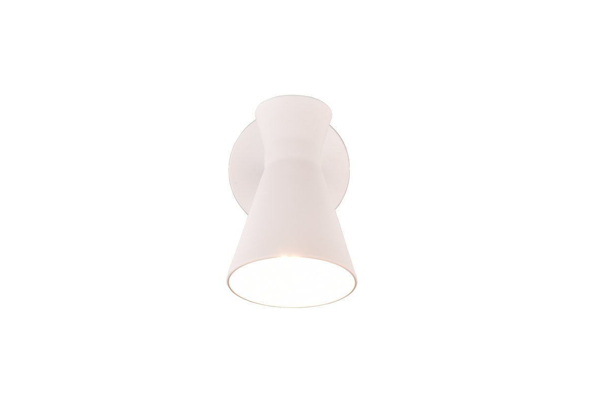 Enzo 16cm Valkoinen lukulamppu valmistajalta Trio Lighting - Enzo on seinävalaisin, jossa on tyylikäs ja minimalistinen muotoilu, joka nostaa sisustuksen hentoisella eleganssilla.