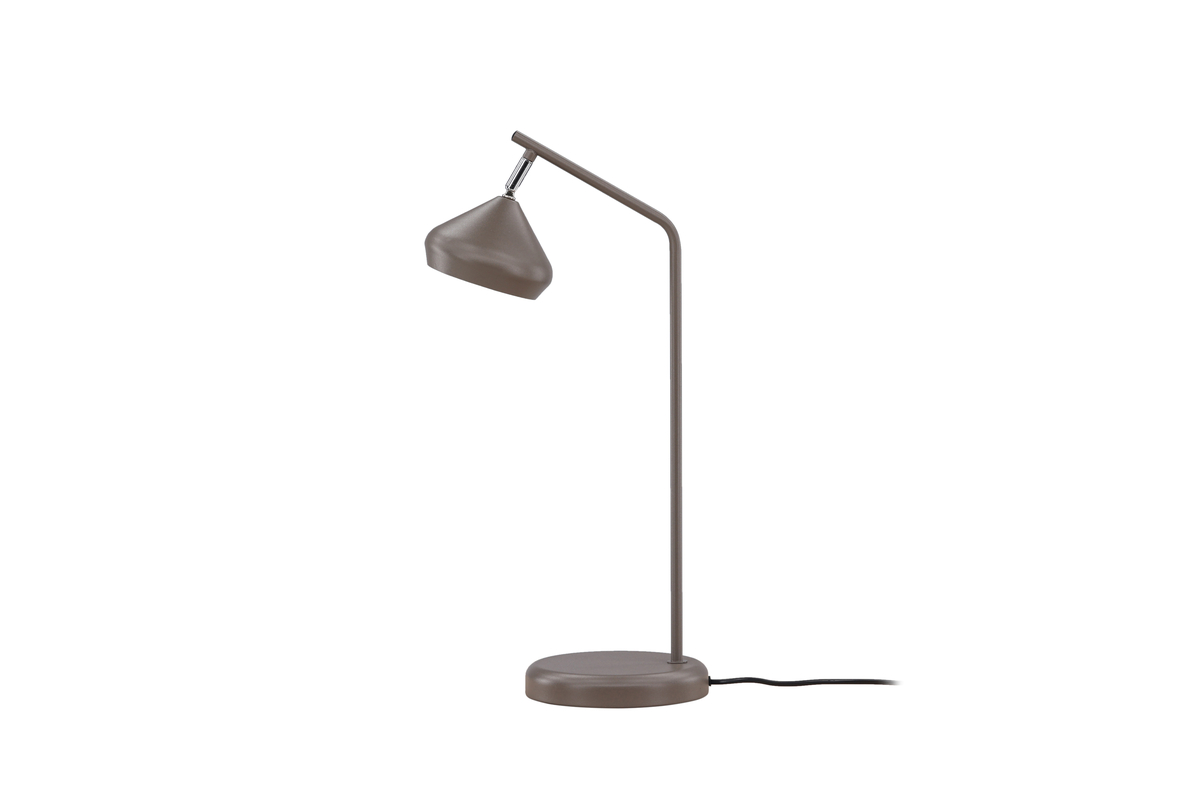 Isaberg 52cm Mokka työpöytävalaisin valmistajalta Venture Design - Kapealla valaistuksellaan se levittää pehmeää ja kutsuvaa valoa, joka luo intiimin ja harmonisen tunnelman.