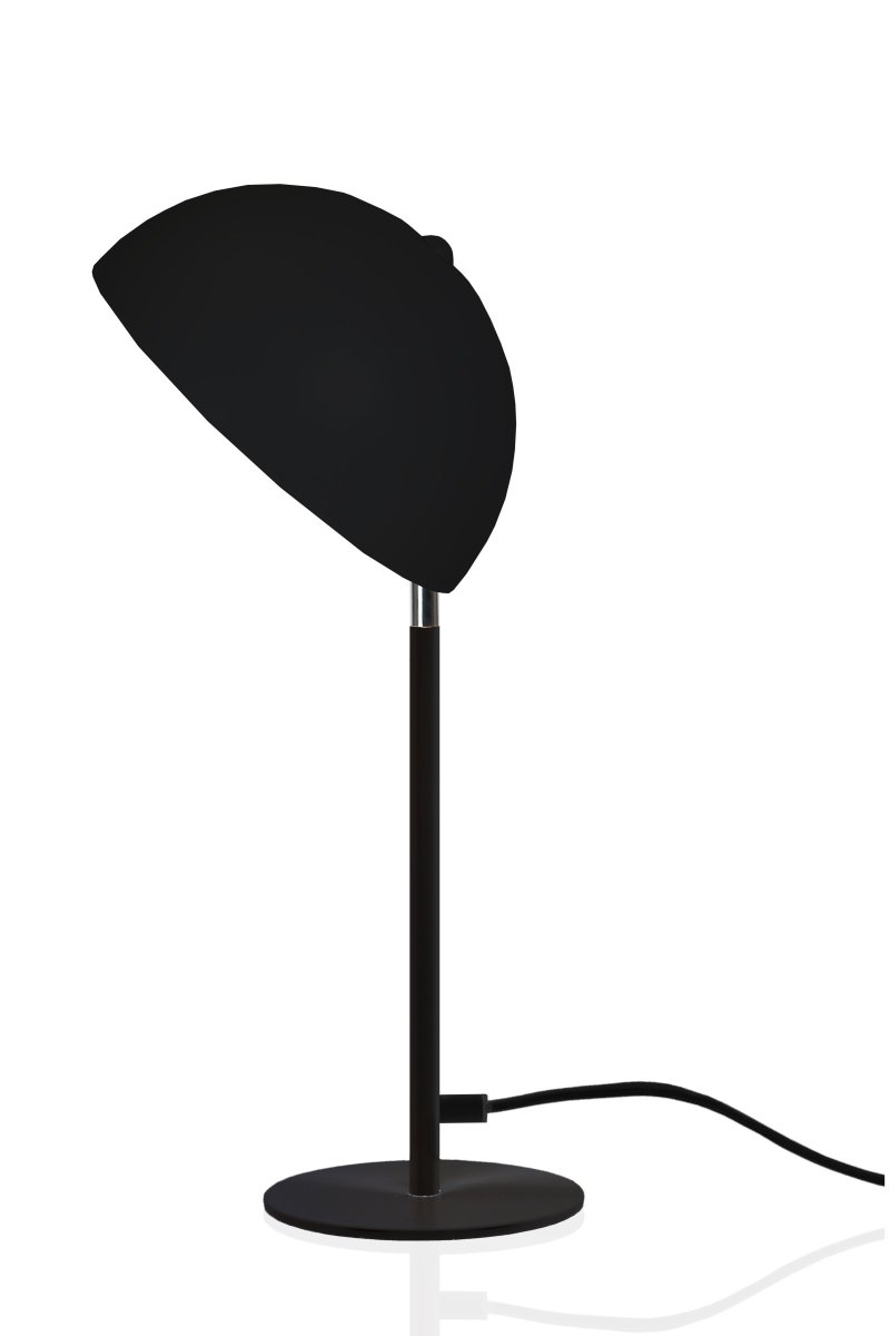 Icon 36cm Musta pöytävalaisin valmistajalta Globen Lighting - Pöytävalaisin mattamustalla lakatulla metallivarjostimella ja jalassa kromiyksityiskohtia.