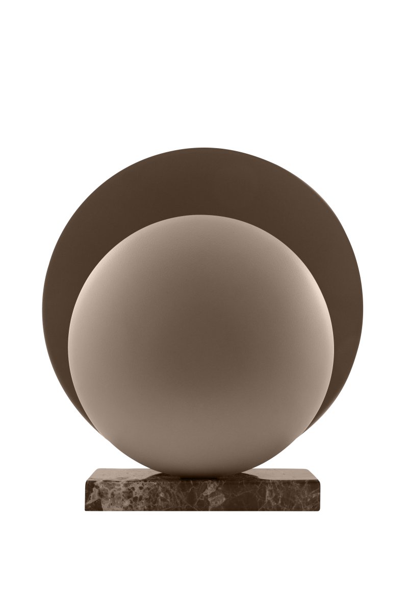 Orbit 32cm Ruskea pöytävalaisin valmistajalta Globen Lighting - T&auml;ss&auml; tuotteessa on erilaisia kivipintoja, koska se on valmistettu luonnonmateriaalista ja jokainen lamppu on ainutlaatuinen.