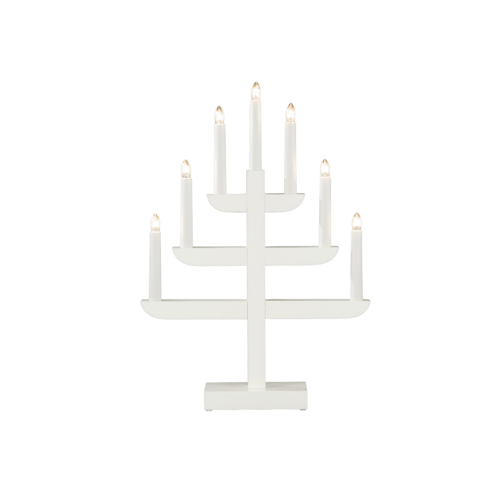 Candelabra 7 Lights Valkoinen valmistajalta Konstsmide - T&auml;ydellinen ikkunakoristeena tai p&ouml;yd&auml;n keskipisteen&auml; &ndash; tunnelmallinen ja tyylik&auml;s kynttil&auml;njalka, joka syttyy joka talvi-ilta.